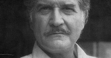 Biografía de Carlos Fuentes